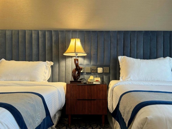 Al Safwah Hotel First Tower 1 image 41