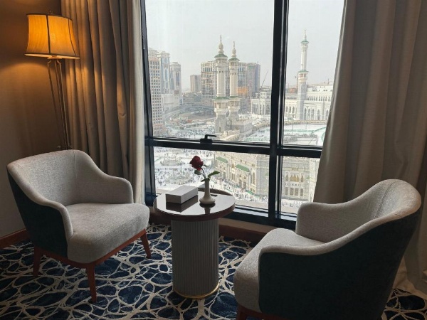 Al Safwah Hotel First Tower 1 image 47